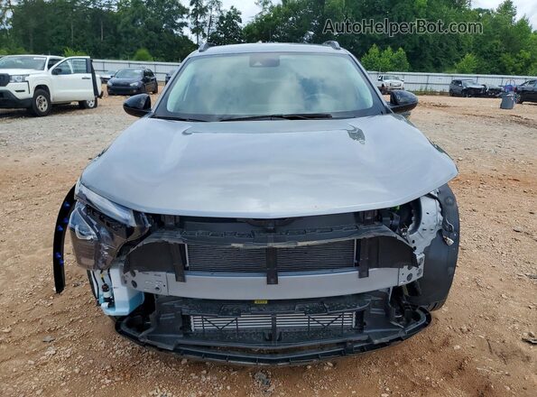 KL77LKEP7TC015389 2026 CHEVROLET TRAX Silver Vista frontal