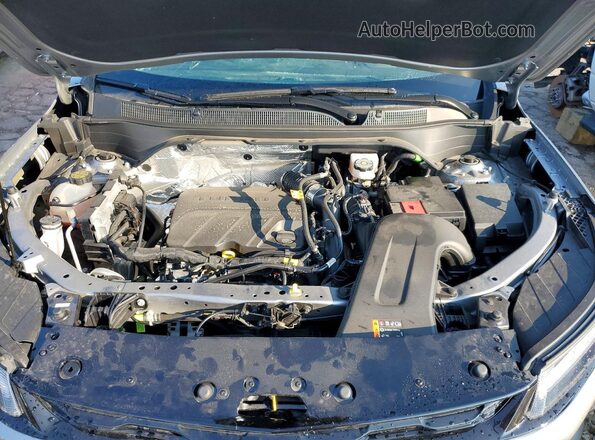 KL77LKEP8SC237082 2025 CHEVROLET TRAX Silver Engine compartment view
