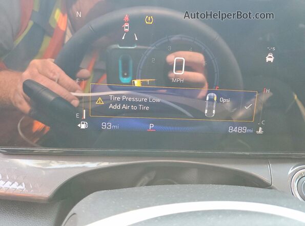 KL77LKEP8TC019323 2026 CHEVROLET TRAX Зеленый Вид щитка приборов