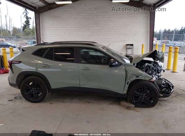 KL77LKEP8TC050281 2026 CHEVROLET TRAX Green Սալոնի հետևի տեսք