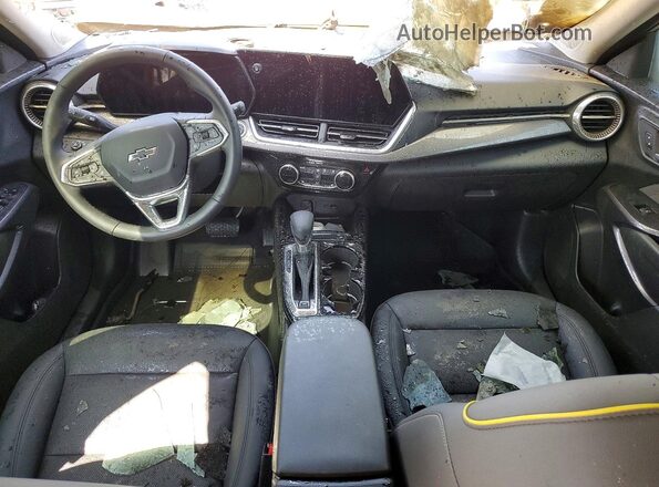 KL77LKEP9SC186918 2025 CHEVROLET TRAX Green Vista del salpicadero
