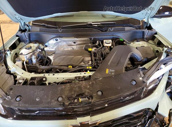 KL77LKEP9SC336445 2025 CHEVROLET TRAX Green Engine compartment view