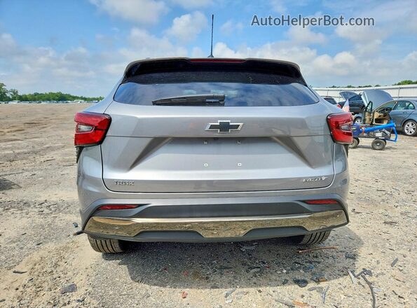 KL77LKEP9TC013465 2026 CHEVROLET TRAX Silver Հետևի տեսք