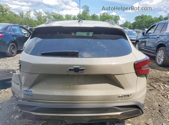 KL77LKEP9TC013501 2026 CHEVROLET TRAX Cream Вид ззаду