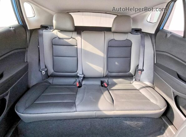 KL77LKEPXSC154530 2025 CHEVROLET TRAX Синий Вид задних сидений