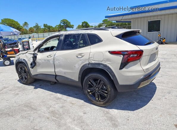 KL77LKEPXTC045731 2026 CHEVROLET TRAX Желто-коричневый Задняя левая четверть