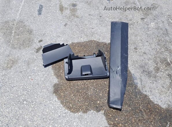 KL77LKEPXTC045731 2026 CHEVROLET TRAX Желто-коричневый Вид подкапотного пространства