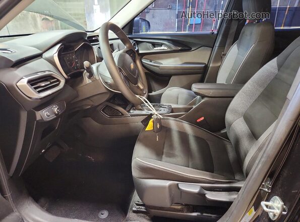 KL79MMS20MB046310 2021 CHEVROLET TRAILBLAZER Black Front interior view