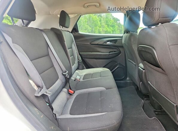 KL79MMS24PB176403 2023 CHEVROLET TRAILBLAZER White Rear interior view