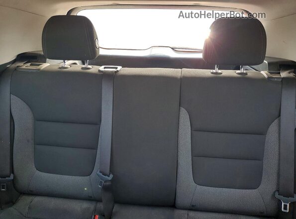 KL79MMS2XMB082666 2021 CHEVROLET TRAILBLAZER Красный Вид задних сидений
