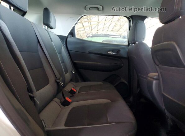 KL79MMSL4TB123395 2026 CHEVROLET TRAILBLAZER White Rear seats view