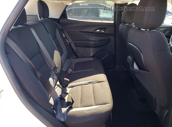 KL79MMSL7RB113761 2024 CHEVROLET TRAILBLAZER White Vista interior trasera