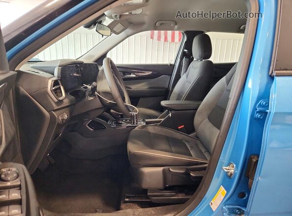 KL79MMSP4TB155041 2026 CHEVROLET TRAILBLAZER Blue Вид салону спереду
