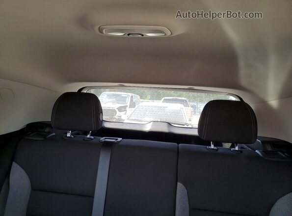 KL79MMSP7SB082701 2025 CHEVROLET TRAILBLAZER Красный Вид задних сидений