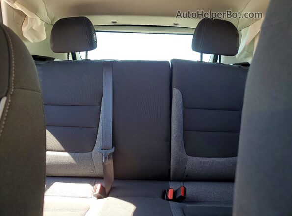 KL79MNSLXMB053277 2021 CHEVROLET TRAILBLAZER Red Widok tylnych siedzeń