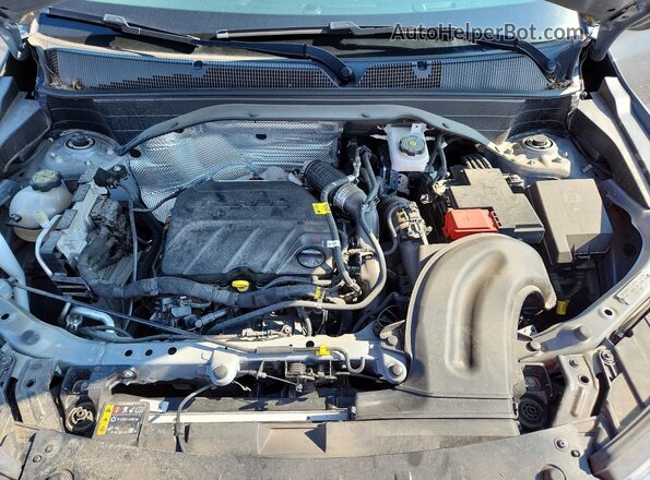 KL79MPS21PB212761 2023 CHEVROLET TRAILBLAZER Silver Vista del compartimento del motor