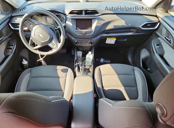 KL79MPS21PB212761 2023 CHEVROLET TRAILBLAZER Silver Vista del salpicadero