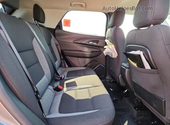 KL79MPS21PB212761 2023 CHEVROLET TRAILBLAZER Silver Vista interior trasera