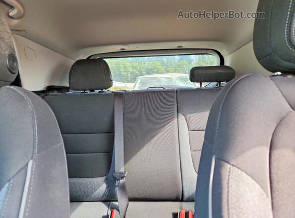KL79MPS22NB006667 2022 CHEVROLET TRAILBLAZER Черный Вид задних сидений