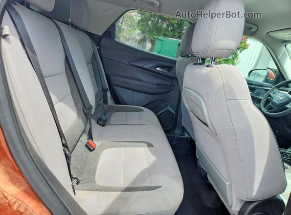KL79MPS24MB107501 2021 CHEVROLET TRAILBLAZER Orange Rear seats view