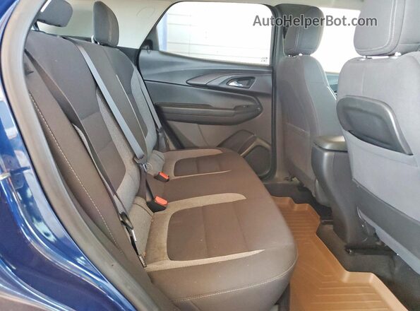 KL79MPS29PB108213 2023 CHEVROLET TRAILBLAZER Blue Rear seats view