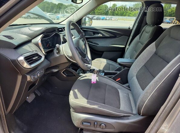 KL79MPS2XPB158036 2023 CHEVROLET TRAILBLAZER Silver Widok wnętrza z przodu