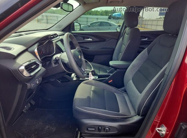 KL79MPSL0MB004553 2021 CHEVROLET TRAILBLAZER Red წინა სალონის ხედი