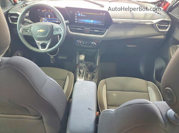 KL79MPSL0TB063763 2026 CHEVROLET TRAILBLAZER Red Vista del salpicadero