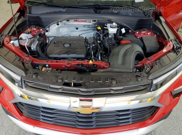 KL79MPSL0TB063763 2026 CHEVROLET TRAILBLAZER Red Vista del compartimento del motor