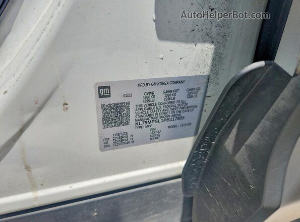 KL79MPSL1PB117805 2023 CHEVROLET TRAILBLAZER White Vista del compartimento del motor
