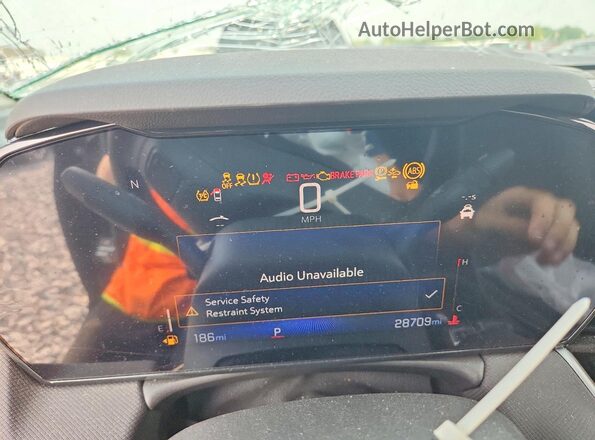 KL79MPSL1RB215753 2024 CHEVROLET TRAILBLAZER Черный Вид щитка приборов