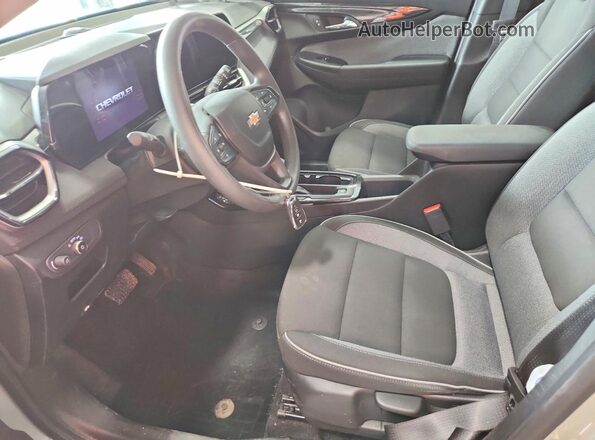 KL79MPSL2SB085035 2025 CHEVROLET TRAILBLAZER Зеленый Вид салона спереди