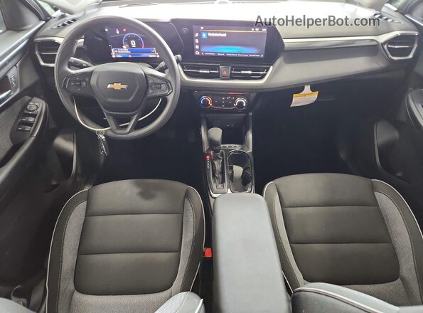 KL79MPSL2SB085035 2025 CHEVROLET TRAILBLAZER Зеленый Вид панели приборов