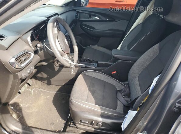 KL79MPSL4MB005351 2021 CHEVROLET TRAILBLAZER Серебряный Вид салона спереди