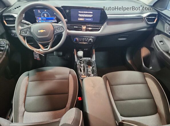 KL79MPSL4TB129392 2026 CHEVROLET TRAILBLAZER White Առջևի վահանակի տեսք