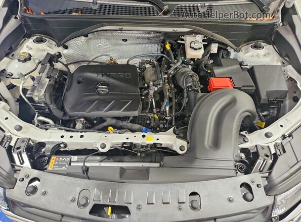 KL79MPSL4TB129392 2026 CHEVROLET TRAILBLAZER White Շարժիչի բաժամունքի տեսք
