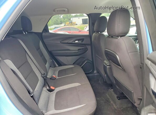 KL79MPSL5RB033523 2024 CHEVROLET TRAILBLAZER Blue Vista interior trasera