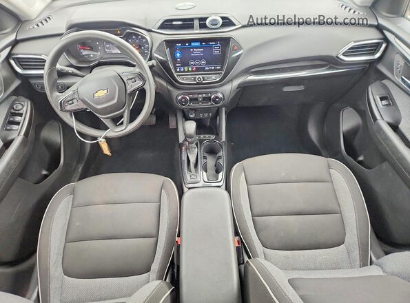 KL79MPSL9PB002210 2023 CHEVROLET TRAILBLAZER Белый Вид панели приборов