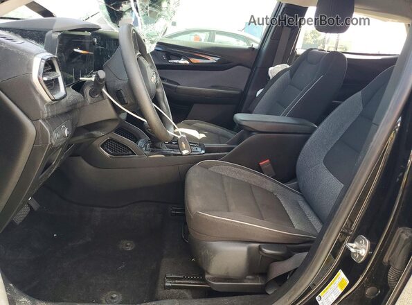 KL79MPSL9RB073684 2024 CHEVROLET TRAILBLAZER Черный Вид салона спереди