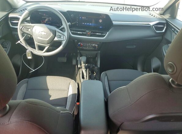 KL79MPSLXTB107946 2026 CHEVROLET TRAILBLAZER White Vista del salpicadero