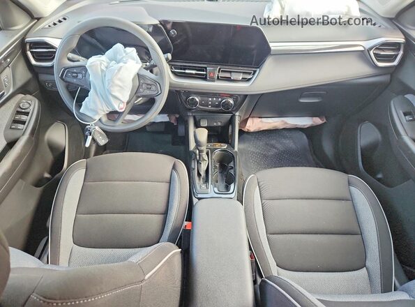 KL79MPSP4TB146504 2026 CHEVROLET TRAILBLAZER Red Vista del salpicadero