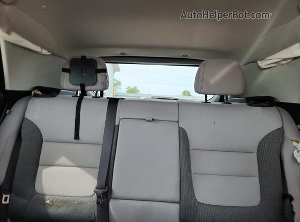 KL79MRSL1RB167103 2024 CHEVROLET TRAILBLAZER Белый Вид задних сидений