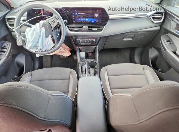 KL79MRSL4SB115275 2025 CHEVROLET TRAILBLAZER Burgundy Widok deski rozdzielczej