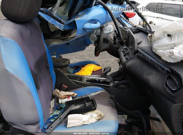 KL79MRSL6RB061293 2024 CHEVROLET TRAILBLAZER Blue Front interior view