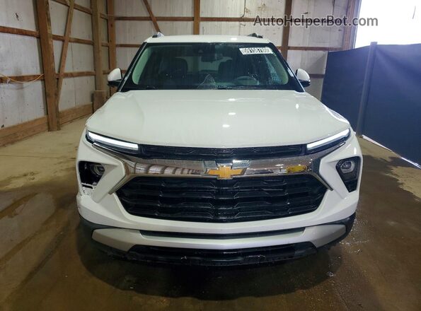 KL79MRSL7TB136140 2026 CHEVROLET TRAILBLAZER White Widok z przodu