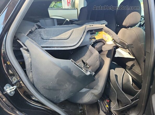 KL79MRSL8NB047261 2022 CHEVROLET TRAILBLAZER Black Vista interior trasera