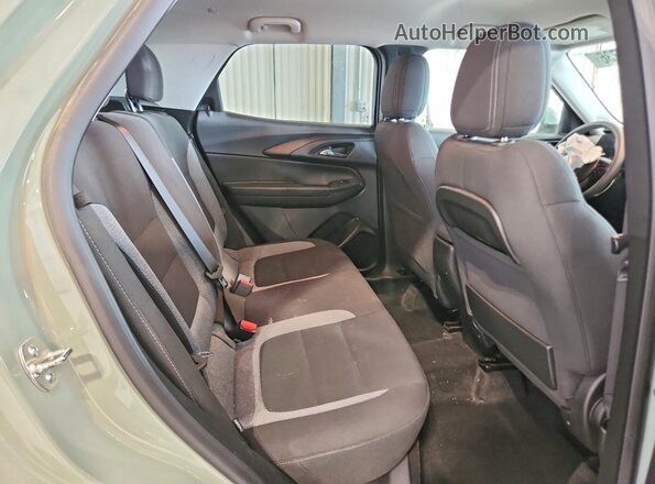 KL79MRSL8SB035073 2025 CHEVROLET TRAILBLAZER Green Vista interior trasera