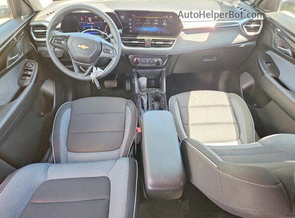 KL79MRSL9SB140334 2025 CHEVROLET TRAILBLAZER Серебряный Вид панели приборов