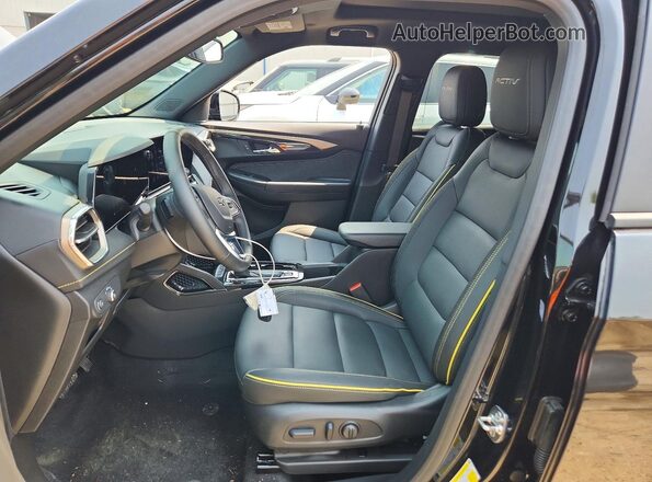 KL79MSSL0TB106646 2026 CHEVROLET TRAILBLAZER Black Widok wnętrza z przodu
