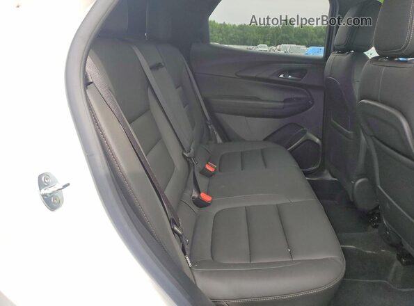KL79MSSL2PB153781 2023 CHEVROLET TRAILBLAZER Белый Вид задних сидений